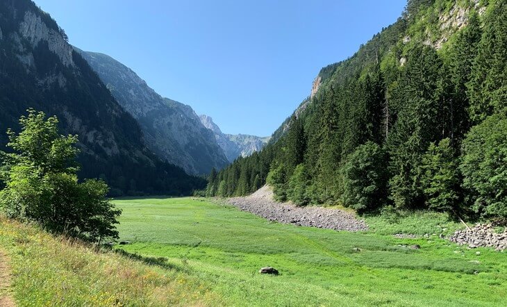 Lake Sušic See some of Montenegro’s most stunning mountain scenery as you drive the Durmitor Ring and find out about the locals’ secret swimming hole.