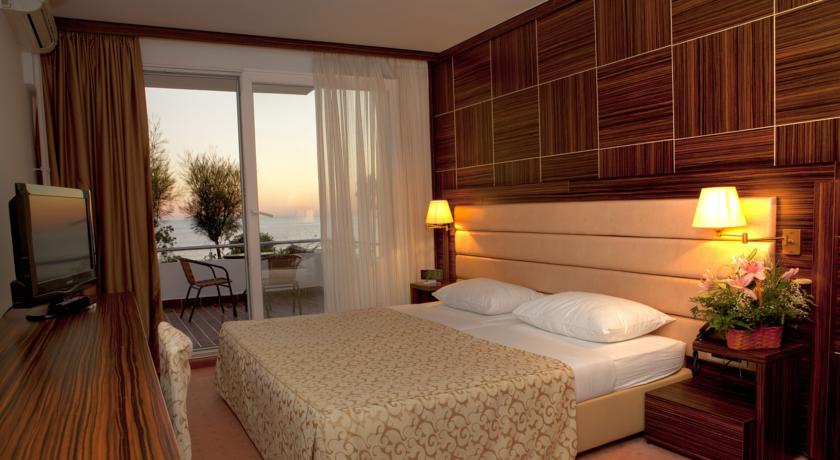 Hotel Palas Petrovac Hotel Palas Petrovac