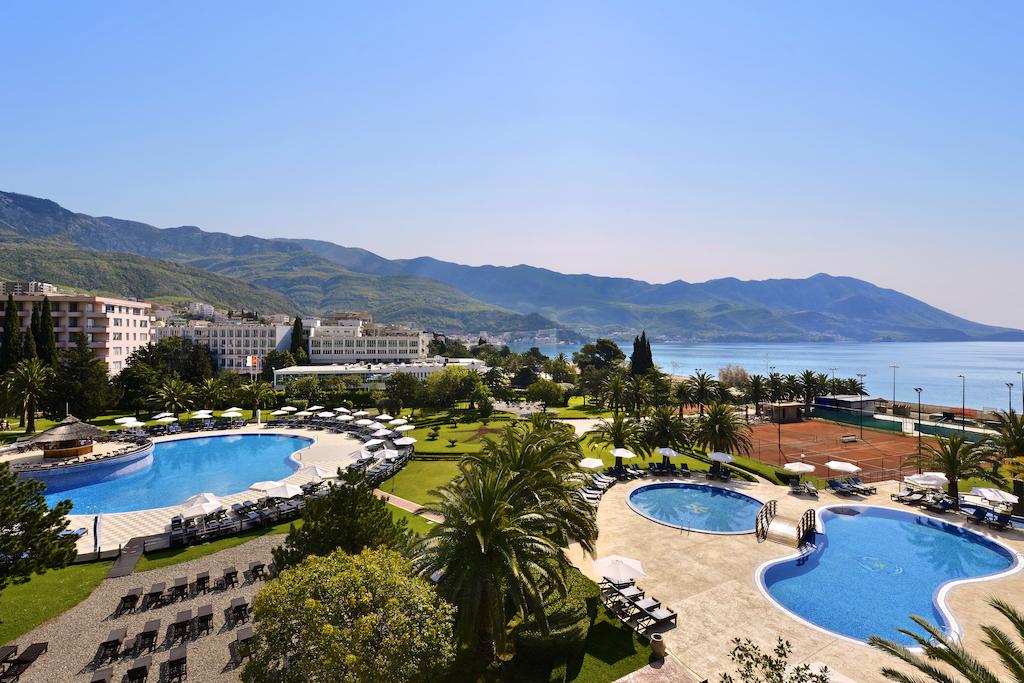 Iberostar Bellevue Hotel Discover Budva’s Becici Beach – what to do, where to stay, how to get around and where to eat in Montenegro’s top beach resort.
