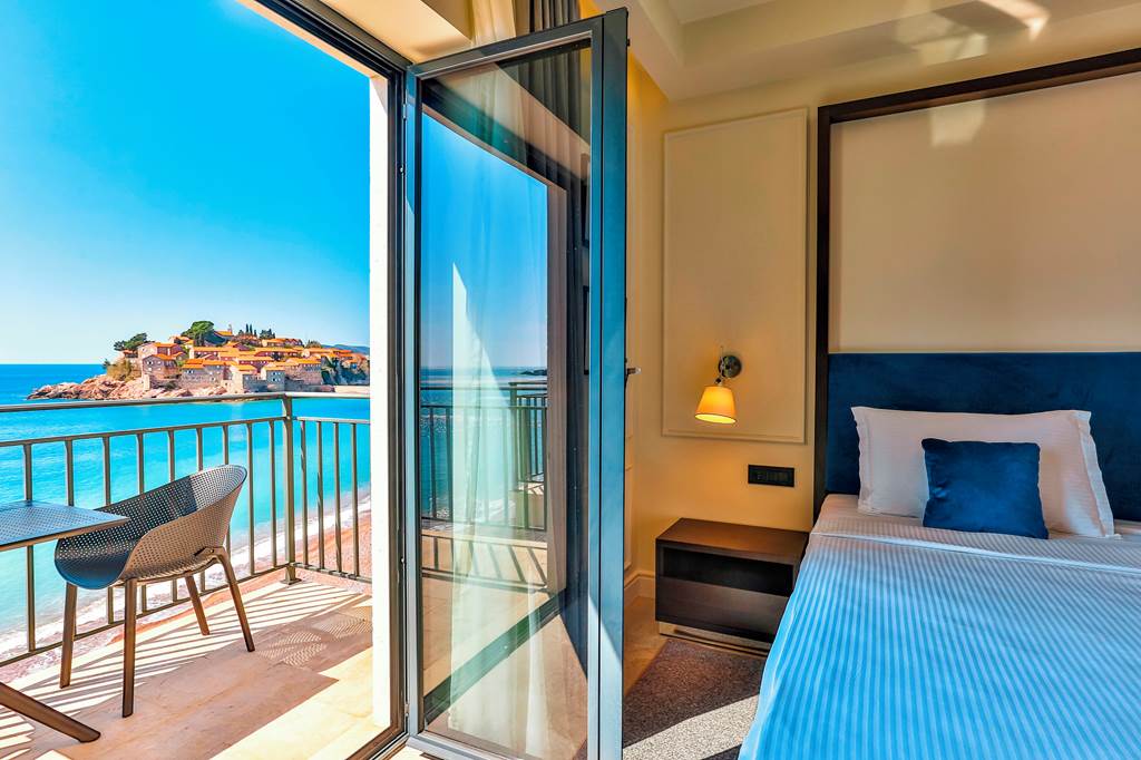 Hotel California Discover the best destinations for your Montenegro beach holiday. Choose from buzzing resorts, quiet hamlets and under the radar beach hot spots.