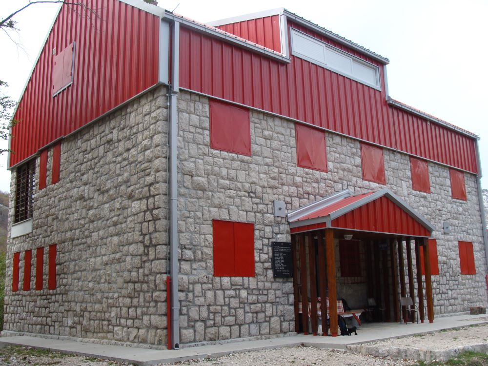 Mountain hut Za Vratlom, Orjen