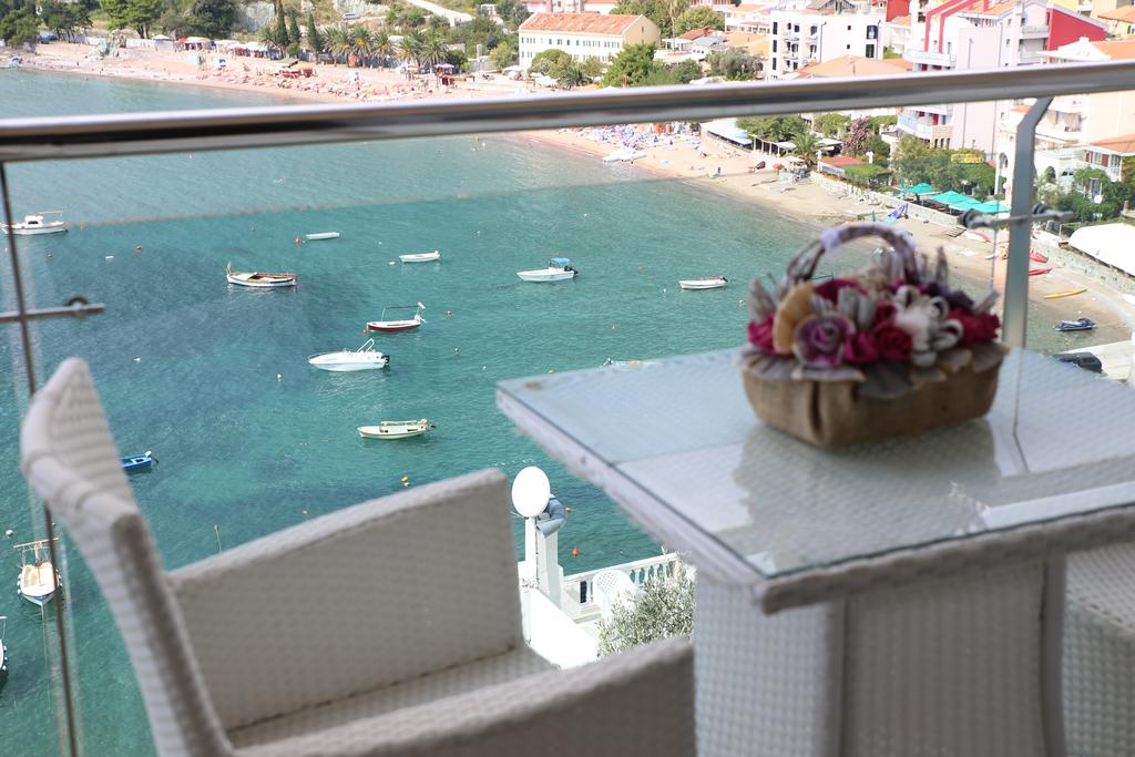 Ponta Nova Discover Budva’s Becici Beach – what to do, where to stay, how to get around and where to eat in Montenegro’s top beach resort.