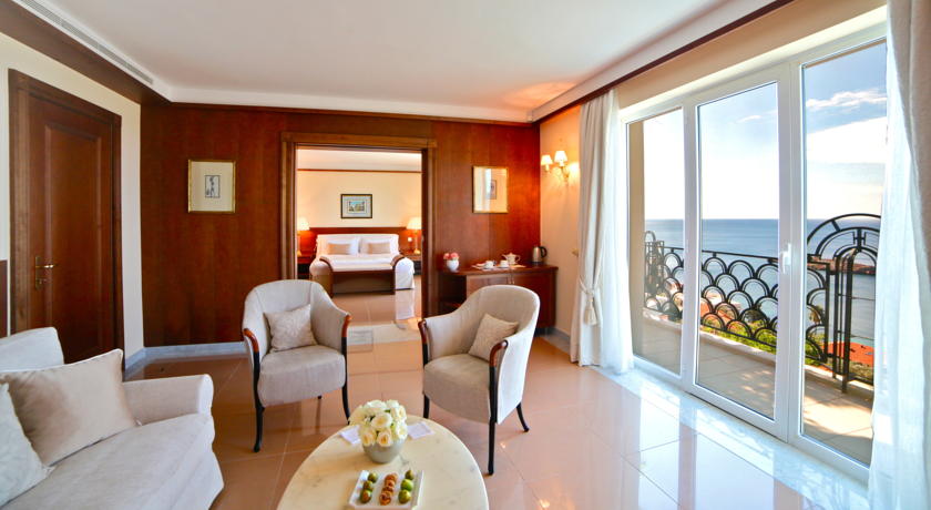 Villa Montenegro Not all Sveti Stefan hotels are anywhere near the famous landmark. Discover which hotels will give you views of the island before you book!